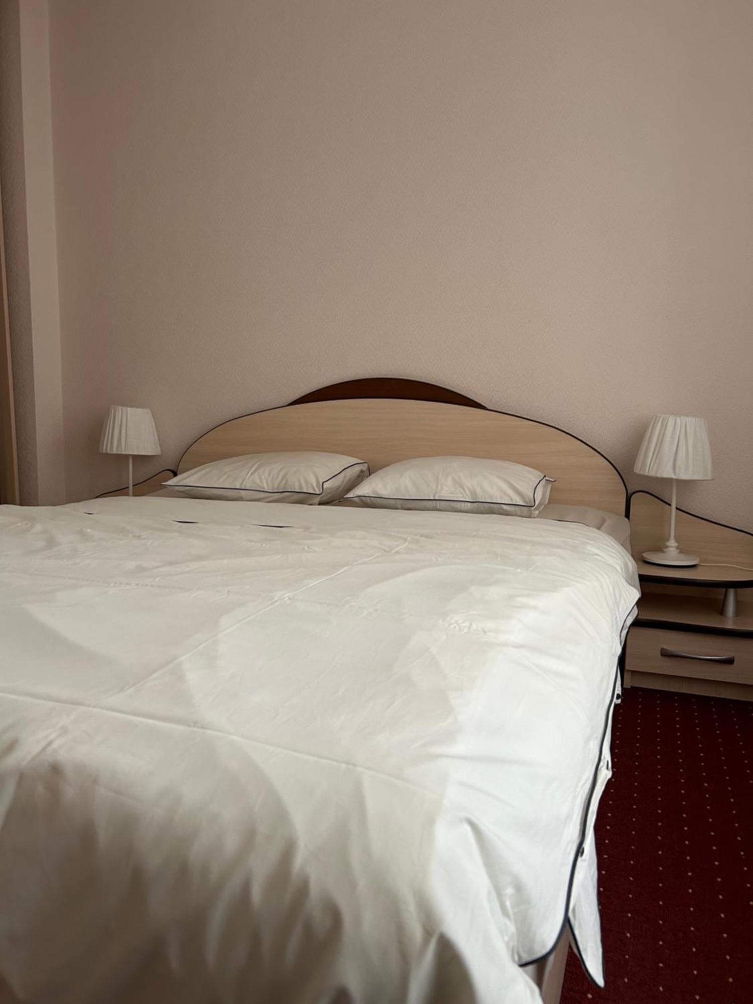 Apartamenti Bulvaris Aluksne Ngoại thất bức ảnh